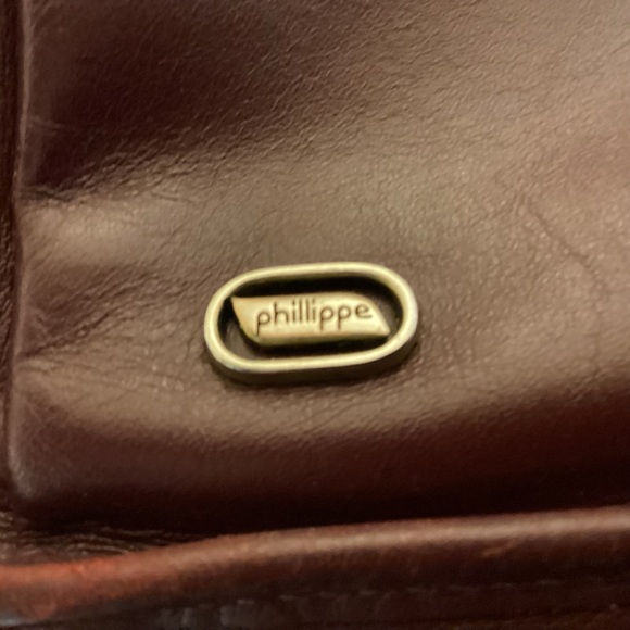 Vintage Phillippe Burgundy shoulder bag purse - Picture 5 of 13